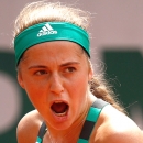 Roland Garros choáng ngợp trước 'cánh chim lạ' Jelena Ostapenko