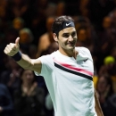 Roger Federer đã làm những gì để thách thức tuổi tác?