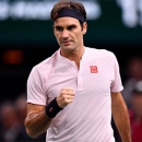 Federer thắng trận đầu tiên tại Paris Masters sau ba năm