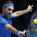 Federer níu hy vọng đi tiếp tại ATP Finals