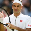 Federer khiến 'Fan' thót tim trong ngày xuất quân Wimbledon 2019