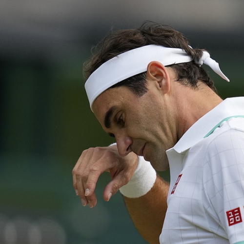 Federer rời Wimbledon bằng set thua 0-6