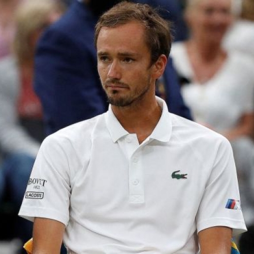 Medvedev nguy cơ không được dự Wimbledon