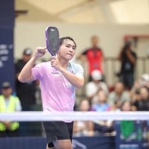 Vì sao Phúc Huỳnh tỏa sáng tại PPA Vietnam 2025? – Bí mật nằm ở vợt pickleball Zocker Aspire ?