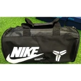 Túi xách đeo ngang Nike Đen